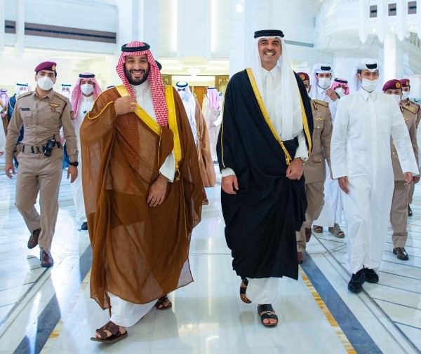 Emir Qatar Sheikh Tamim dan Mohammed bin Salman Arab Saudi