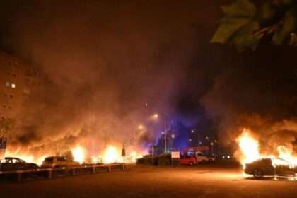 Kerusuhan akibat pembakaran Al-Quran di Malmo, wilayah mayoritas Muslim