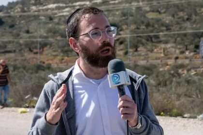 Jurnalis Yahudi Ultra Ortodoks
