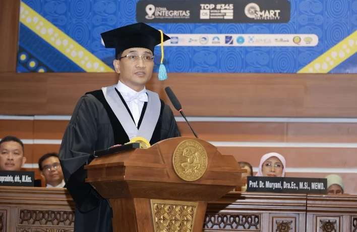 Prof Nafik Gagas, Tokoh Peneliti Ekonomi dan Keuangan Sosial Islam, Diakui sebagai Guru Besar Terkemuka