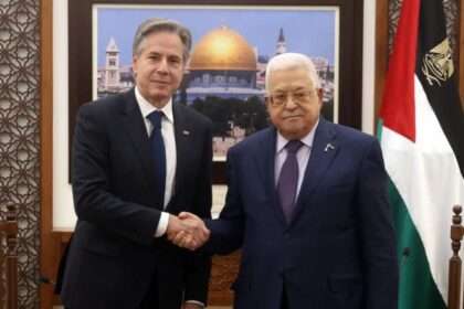Antony Blinken dan Mahmoud Abbas