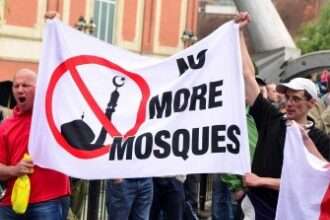 Demonstrasi anti Muslim Islamofobia