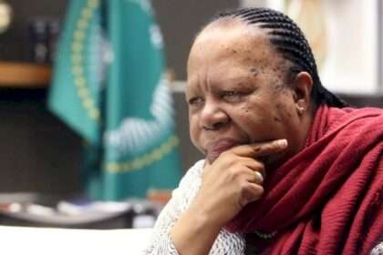 Menteri Luar Negeri Afrika Selatan Grace Naledi Mandisa Pandor yang dulunya Mualaf