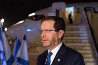 Pesawat Presiden Israel Isaac Herzog