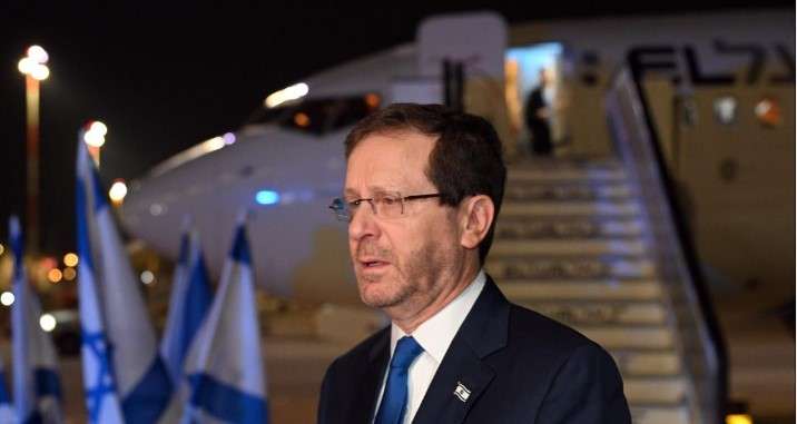 Pesawat Presiden Israel Isaac Herzog