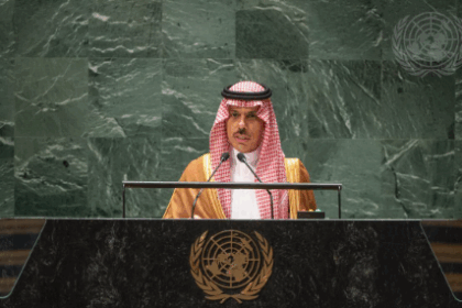 Faisal bin Farhan Menteri Luar Negeri Arab Saudi