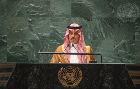 Faisal bin Farhan Menteri Luar Negeri Arab Saudi