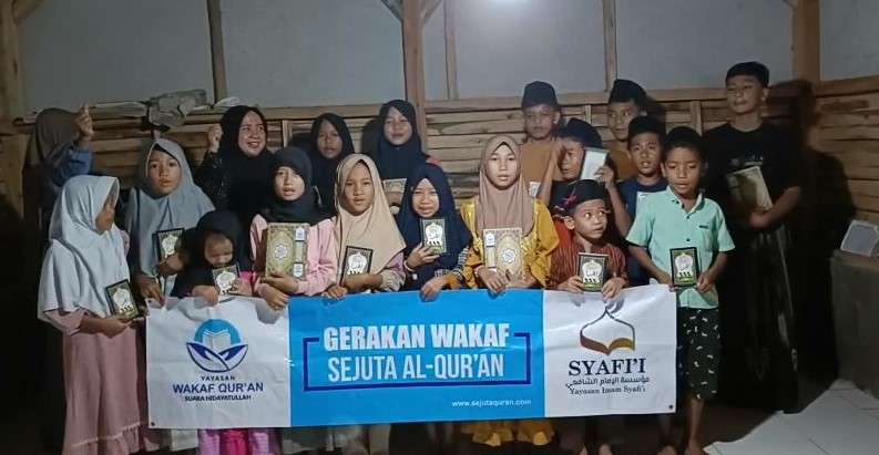Tebar Wakaf Al-Qur’an di Pelosok Pandeglang, Banten