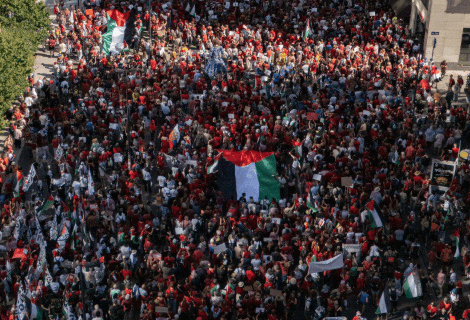 Garis Merah untuk Gaza, demonstrasi pro Palestina di Brussel Belgia