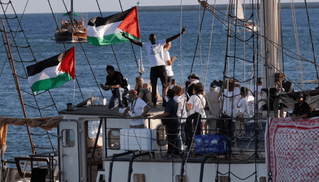 Global Sumud Flotilla bersandar di Tunisia