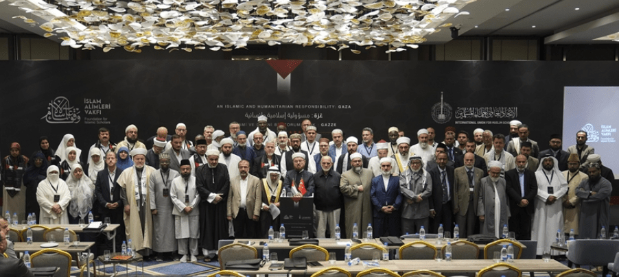 Ulama yang menghadiri Konferensi Gaza