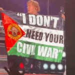 Kibarkan Bendera Palestina, Aksi Vokalis Guns N’Rose di Konser Bogotá jadi Sorotan