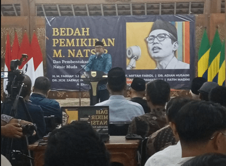 Beda pemikiran M Natsir