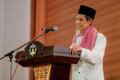 Abdurrahman Muhammad Bapak Pimpinan Umum Hidayatullah