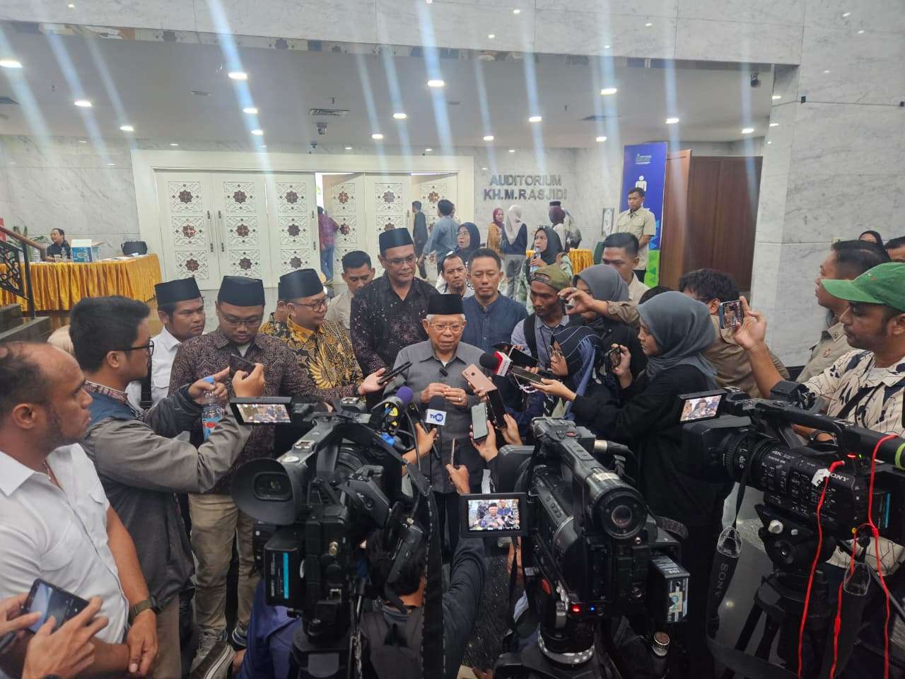Ma'ruf Amin Dikukuhkan Jadi Ketua Dewan Kehormatan Forjukafi